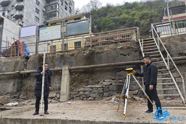 运用电子水准仪开展外业测量工作 (1).jpg